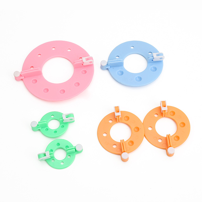 Pom Pom Maker Tool - Handgefertigter Garnknäuelhersteller, handgefertigtes Garnknäuel-Werkzeugzubehör, Haushalts-Farbstrickmaschine, 8-teiliges
